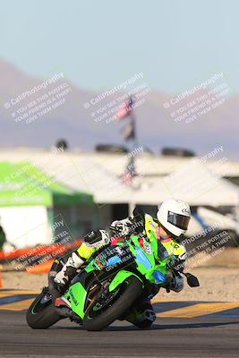 media/Dec-05-2024-Racers Edge (Thu) [[e102e0690b]]/3-B Group/Session 5 (Turn 16)/